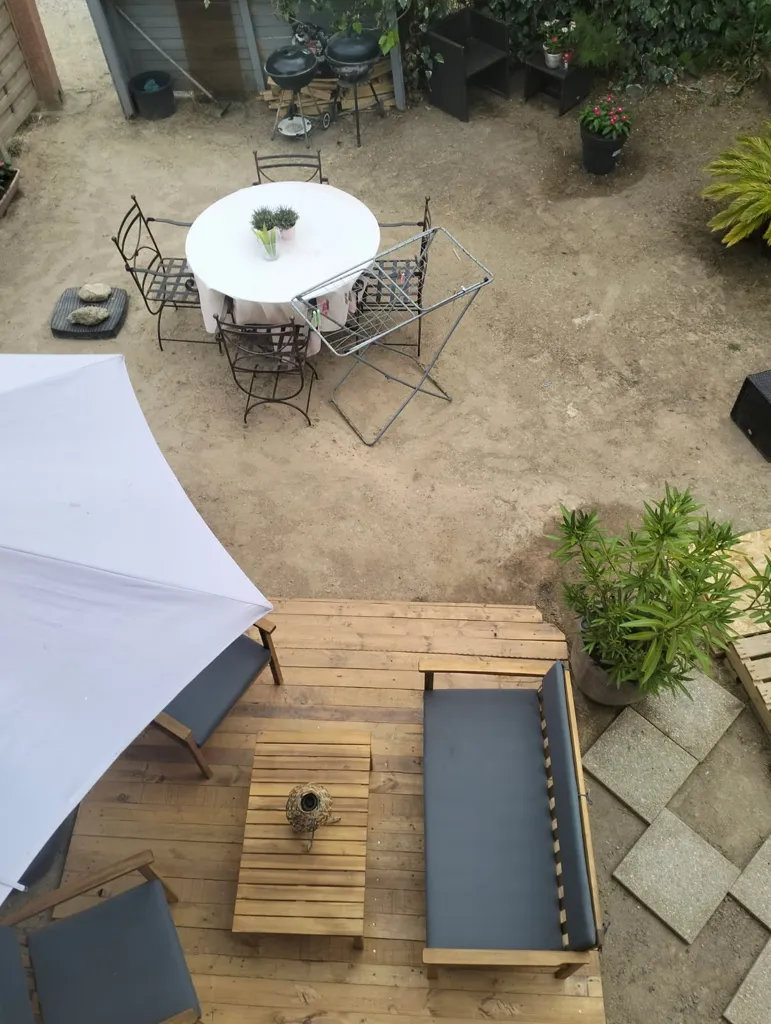 Terrasse - Appartement de Type 2 avec Jardin Privatif à Cornillon Confolens