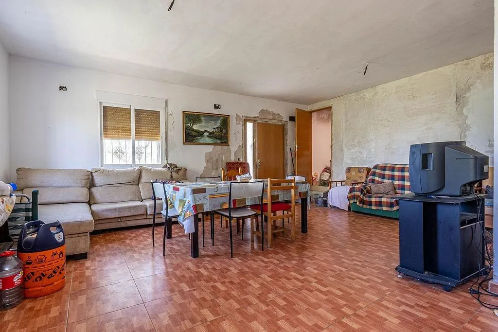 Salle à manger - Rustic Chalet with Terrace in Moraleda de Zafayona