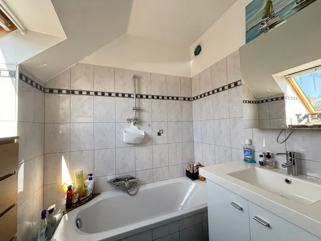 Vannitoad - 2-Bedroom Apartment near Pont-A-Celles