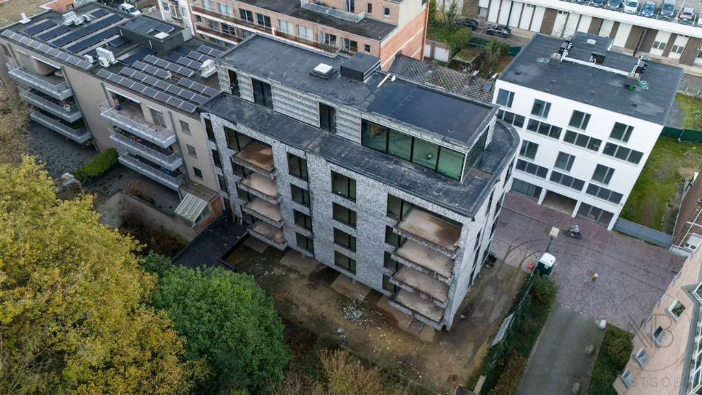 Vue aérienne - Penthouse avec Terrasse et Parking à Genk