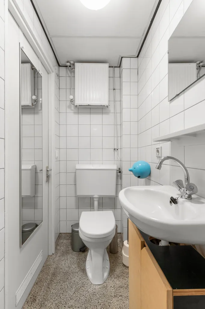 Salles de bain - Apartment with Park View in Amsterdam-West