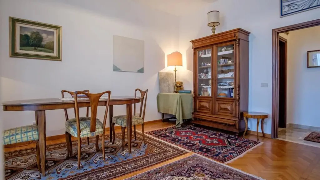 Salle à manger - Fully Rented Apartment with Balcony in Florence