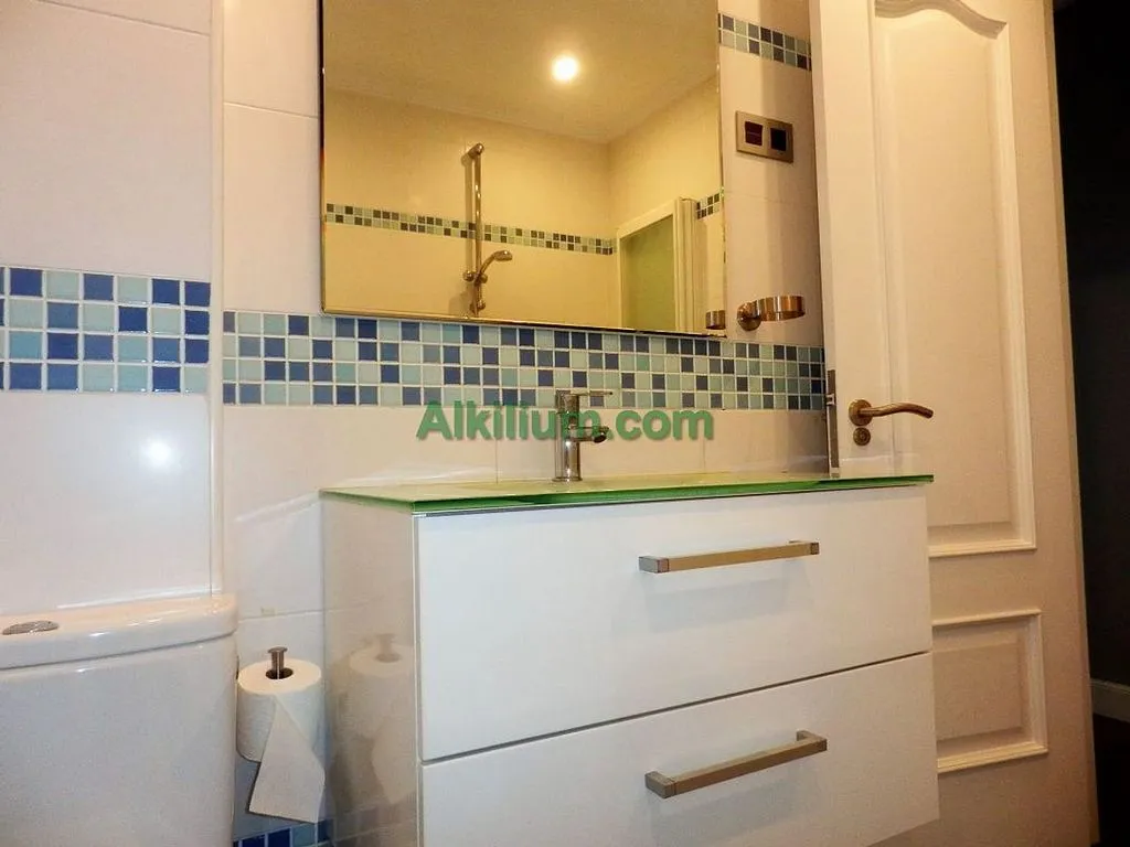 Vannitoad - Shared Flat with Lift in Deusto