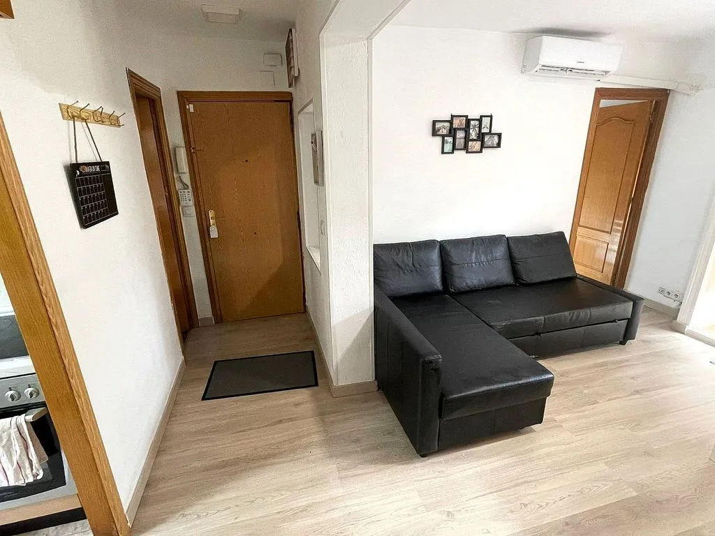 Séjour - 3-Bedroom Flat with Terrace in Carabanchel