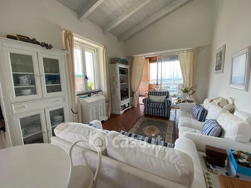Séjour - Triplex with Sea View in Varazze