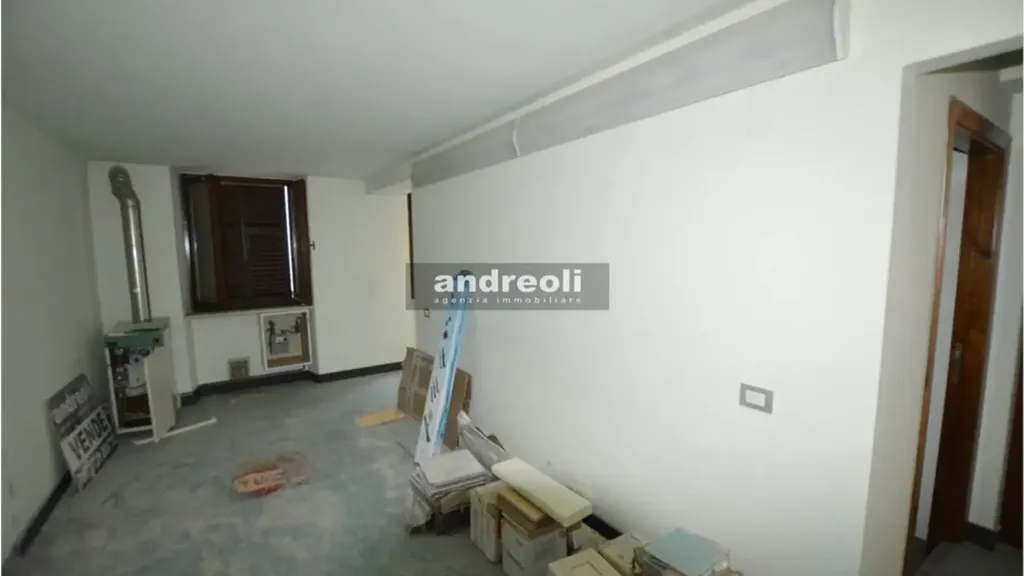 Pièces - Affresco-Decorated Apartment in Jesi's Historic Centre