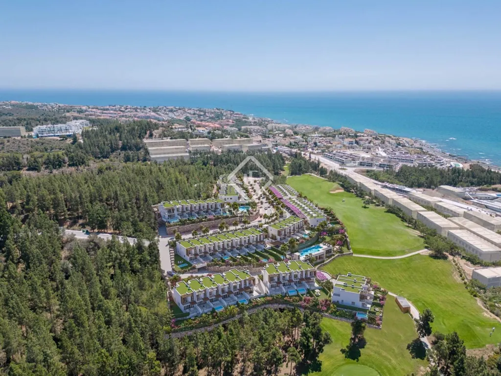 Õhuvaade - Luxury Villa with Golf Club Access in Málaga