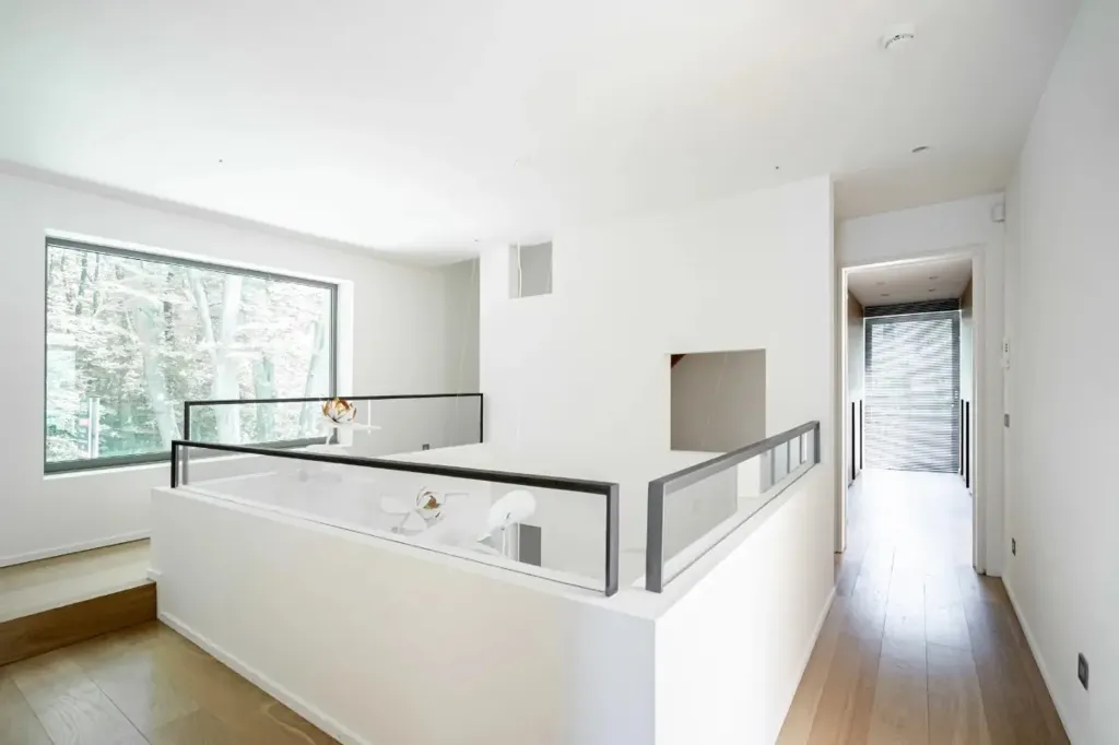Hallway - Contemporary Villa with Pool in Uccle