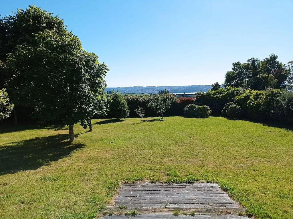 Giardino - Chalet with Golf Course Views near Perbes