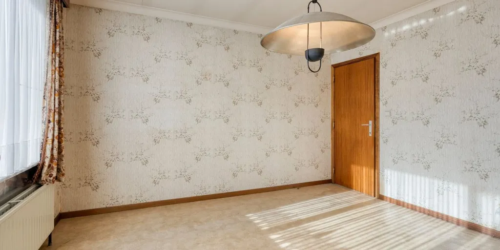Pièces - Maison à Rénover avec Garage à Hoepertingen