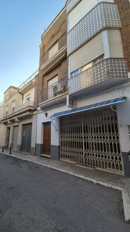 Välivaade - Three-Storey Townhouse with Balconies in Antella