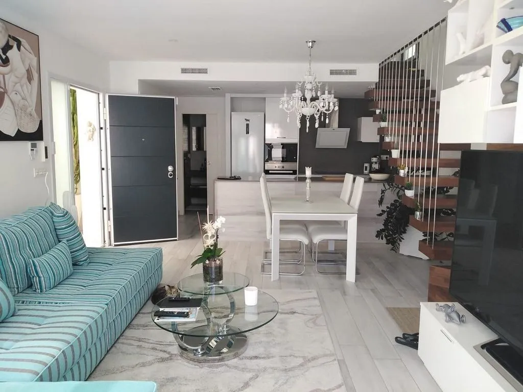 Elutuba - Luxury Villa with Private Pool in Orihuela Costa