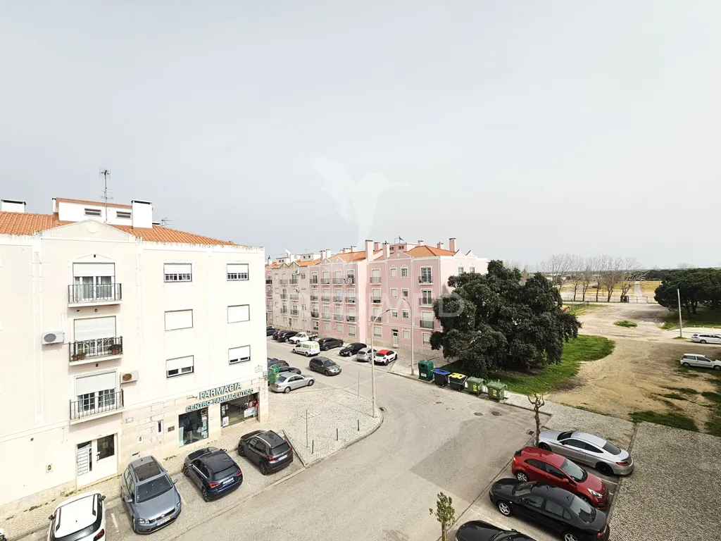 Vue aérienne - Spacious T2 Apartment with Two Fronts in Pinhal Novo