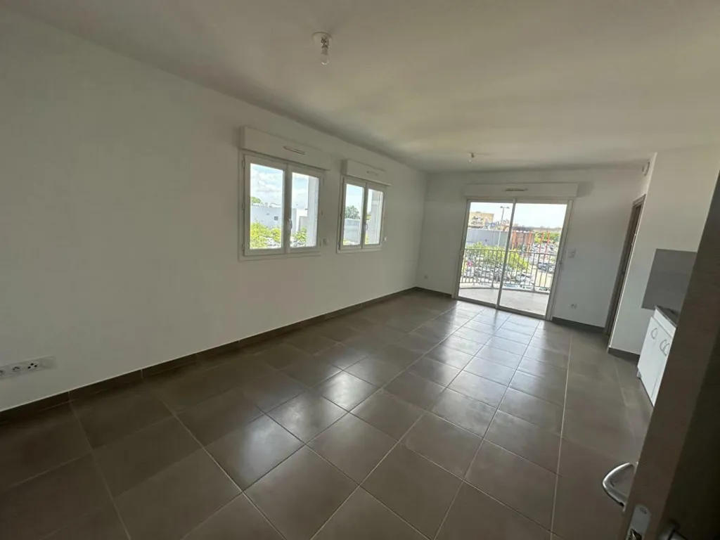 Toad - Modern Apartment with Balcony in Ghisonaccia