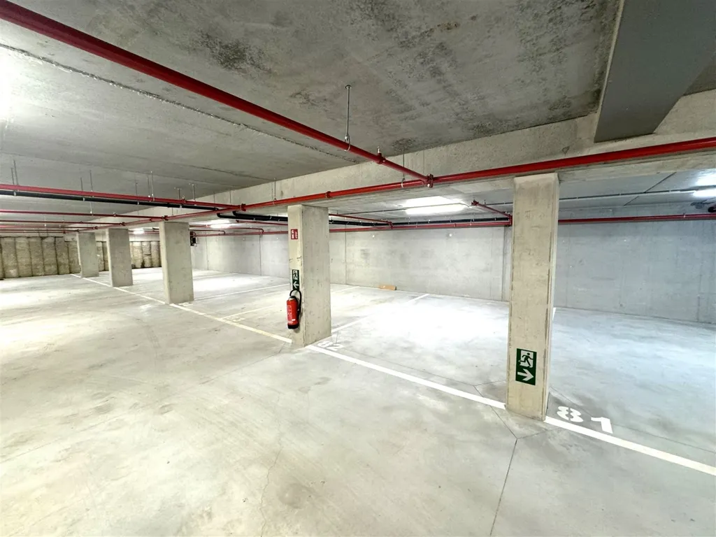 Garaaž - New Studio Flat with Terrace in Central Location
