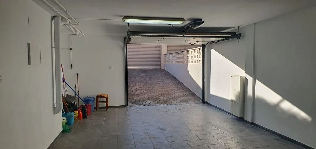 Garage - Pareded Chalet with Garden in Gandia