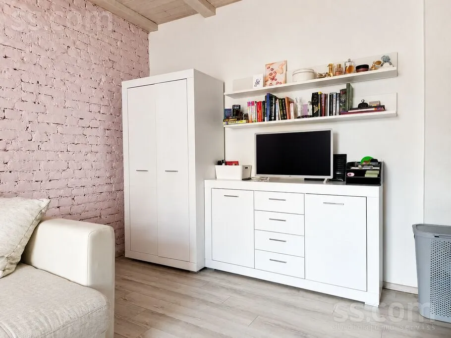 Séjour - 3-Bedroom Apartment with Courtyard View in Riga Centre