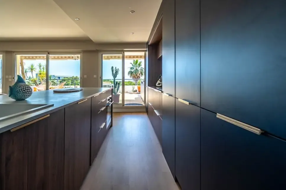 Kitchen - Luxury Apartment with Sea View in Sète
