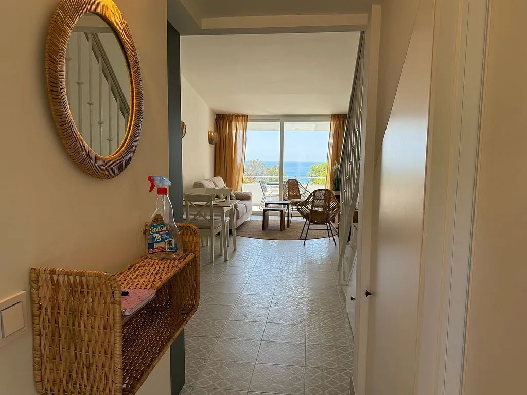 Entrée - Duplex with Sea View and Pool in Estepona