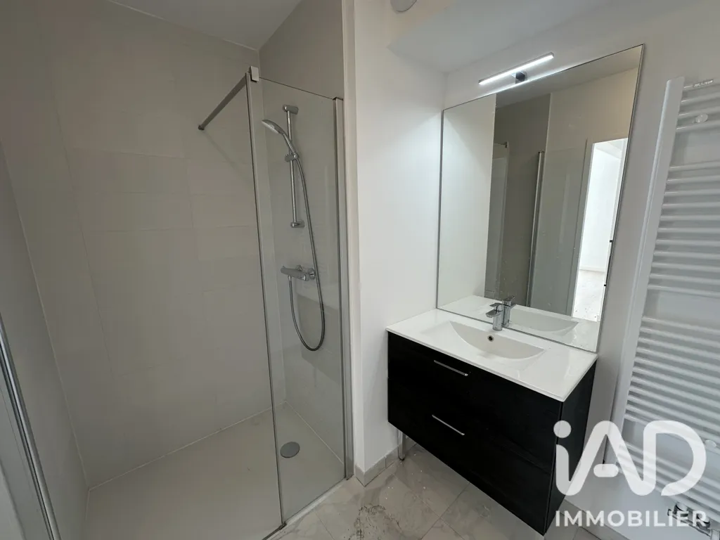 Bagni - Duplex with Balcony in Tasdon, La Rochelle