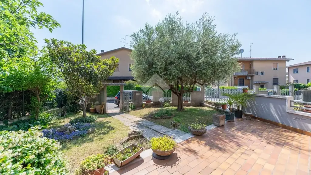 Giardino - Semi-detached House with Garden in Dossobuono