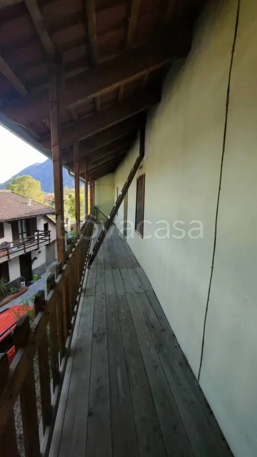 Terrass - Rustic Cottage for Renovation in Caprie