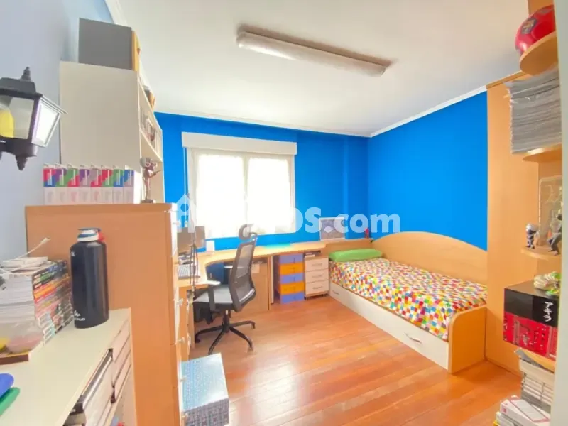 Chambres - Apartment with Balcony in Algorta Centre