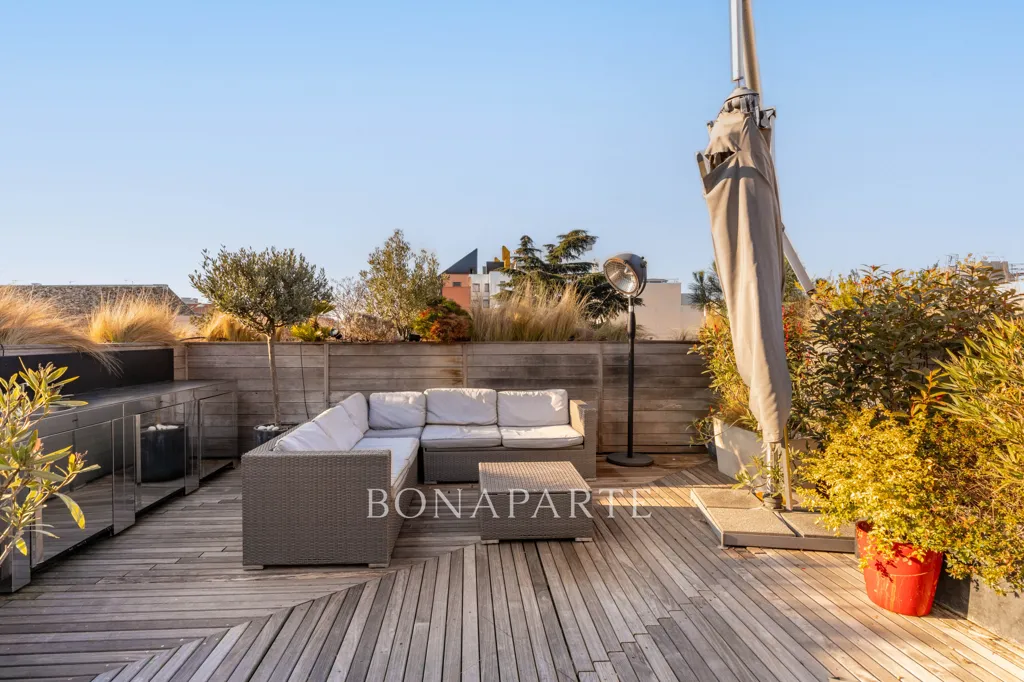 Terrass - Contemporary Townhouse with Terraces in 16th District