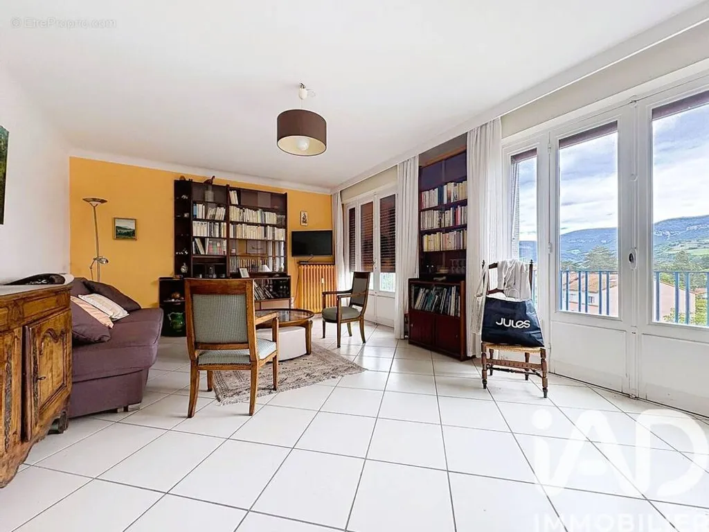 Appartement 5 pièces à Millau