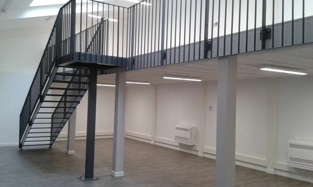 Pièces - Bureaux Atypiques avec Accès Métro à Lyon 3ème