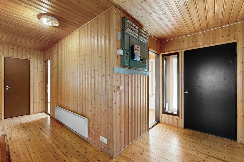 Ingresso - Unique Lakeside Cottage with Teno River View in Utsjoki