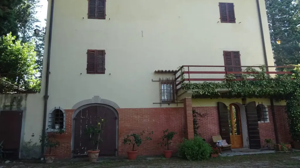 Esterno - Villa panoramica con giardino a Montespertoli