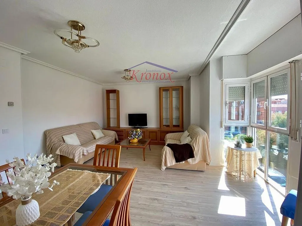 Sala da pranzo - Spacious Apartment with South Orientation in Vallecas
