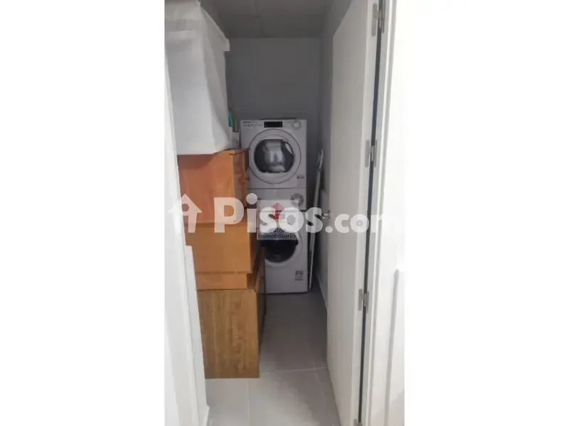 Buanderie - Student Accommodation with 8 Bedrooms in La Ñora