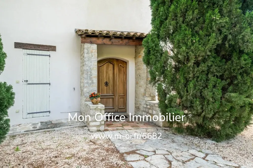 Välivaade - Charming Villa with Pool on Rove Heights