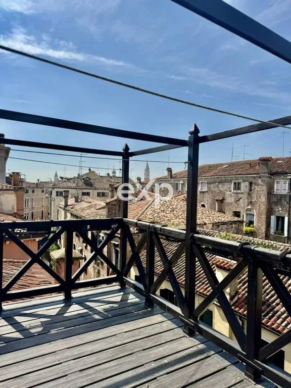 Balcon - Luxury Flat in Historic Palace, Cannaregio, Venice