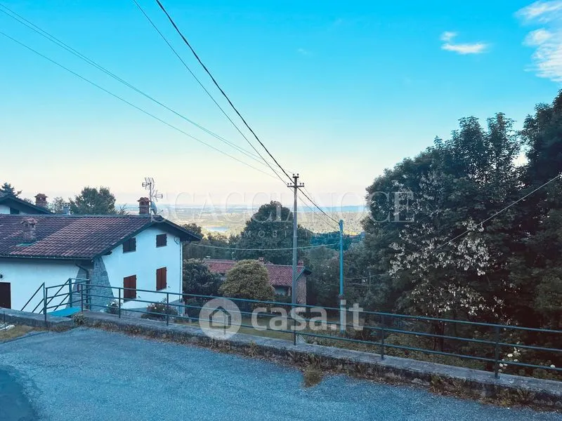Extérieur - Twin-Storey Apartment with Lake View in Netro