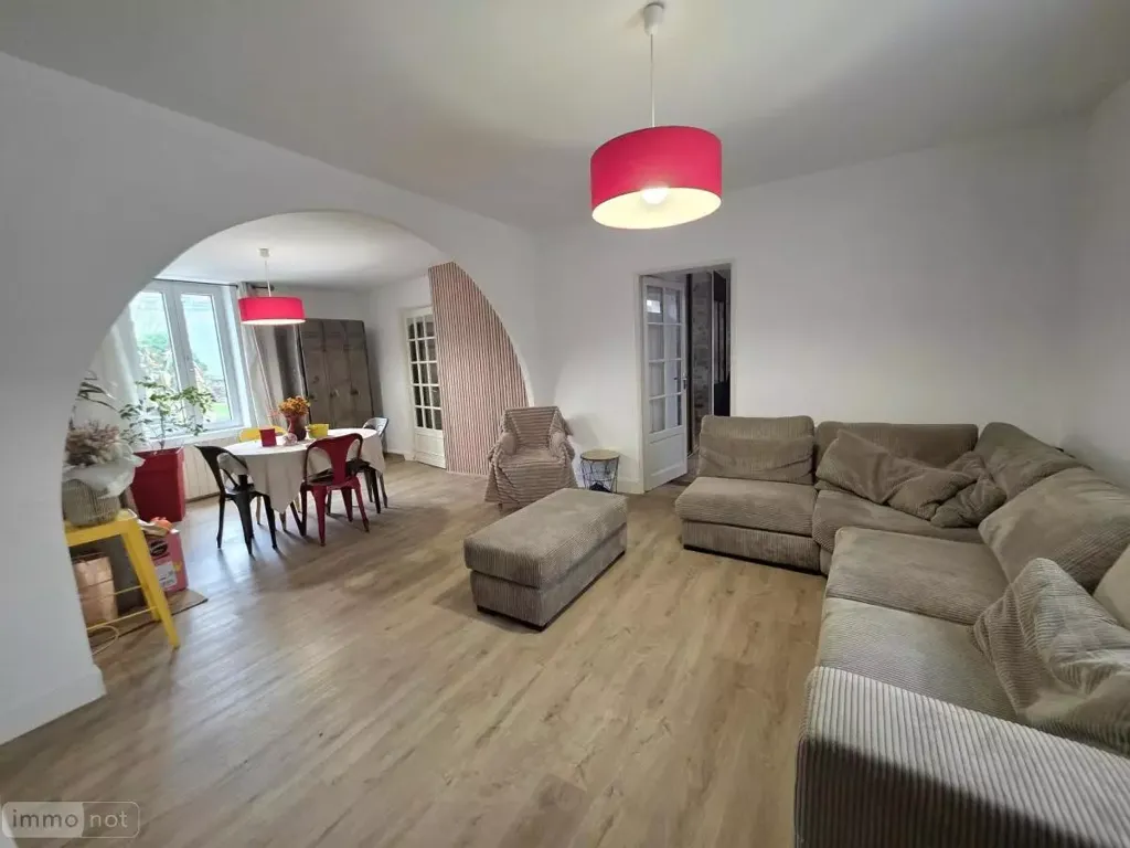 Soggiorno - Charming Townhouse with Terrace in Cher