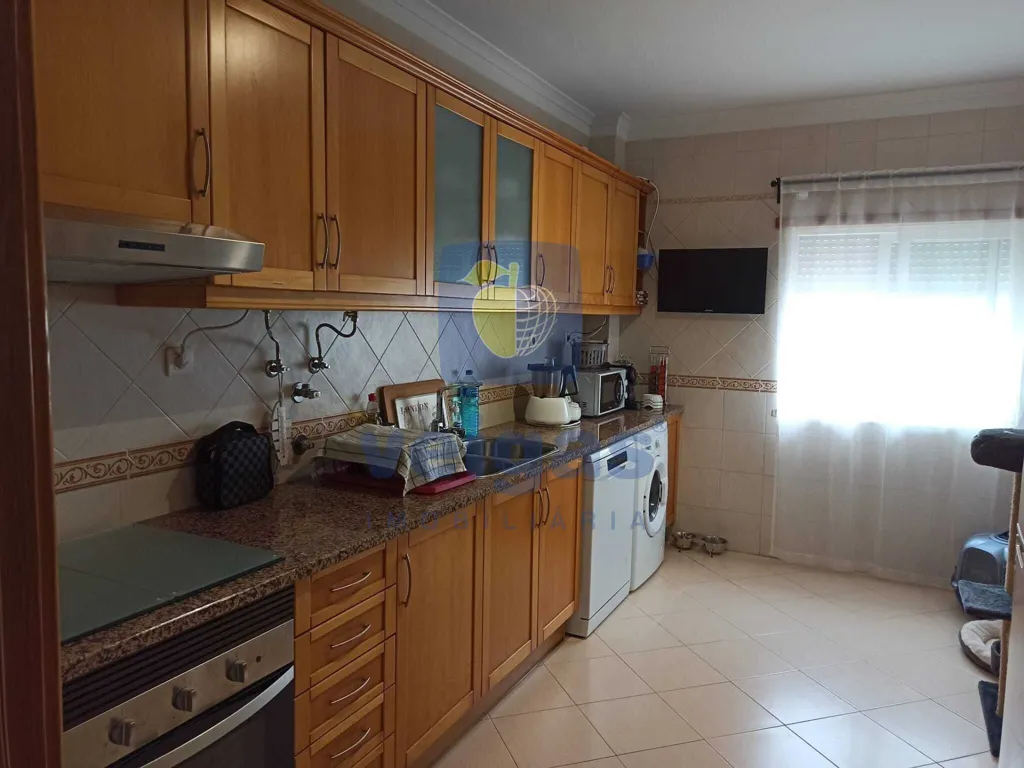Köök - T1 Apartment with Lift in Setúbal