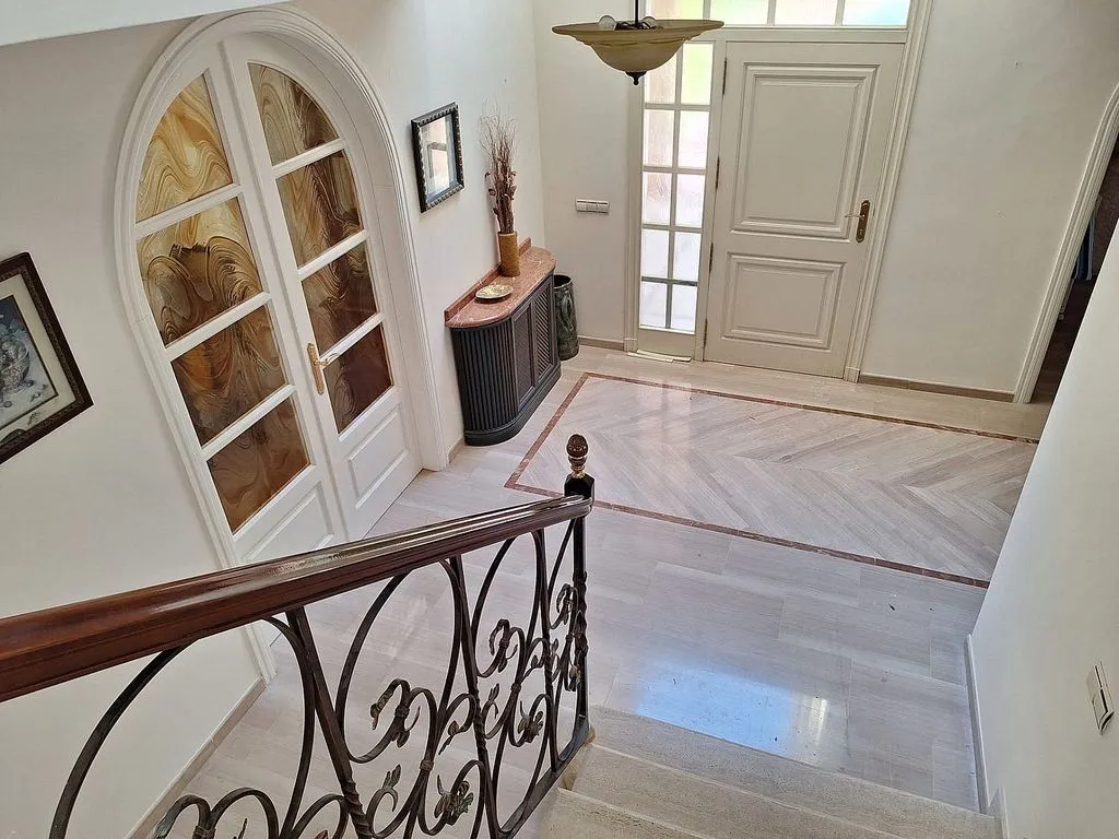 Esik - Detached House with Spa in Elche