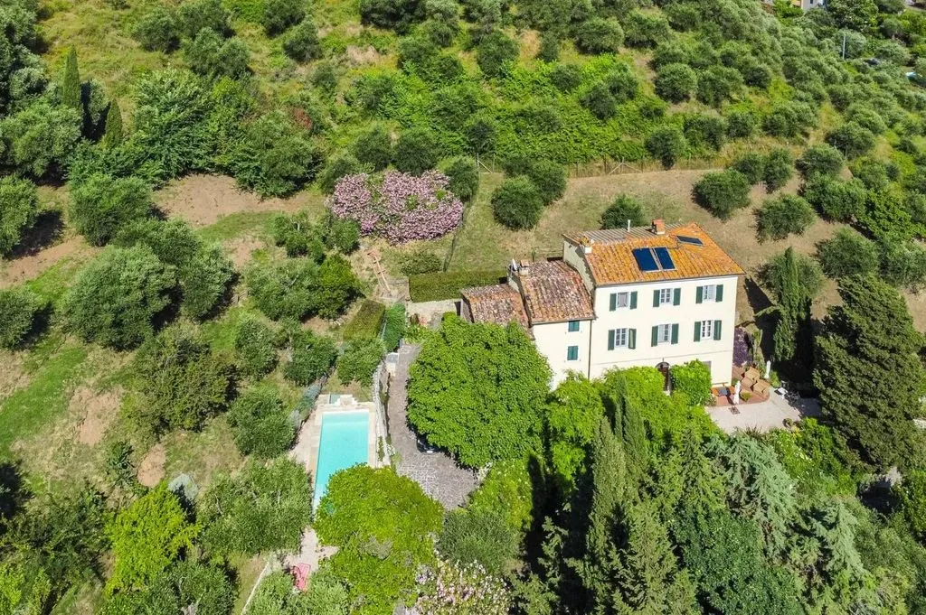 Vue aérienne - Rustic Tuscan Casale with Pool in Massarosa