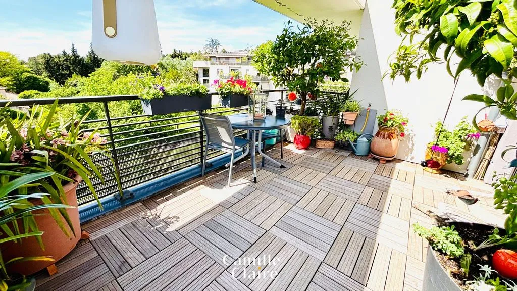 Terrasse - Appartement Luxe en Dernier Étage avec Vue à Aix-en-Provence
