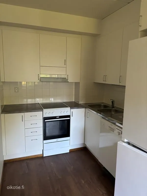 Cuisine - Apartment with Balcony in Kiltakallio, Espoo