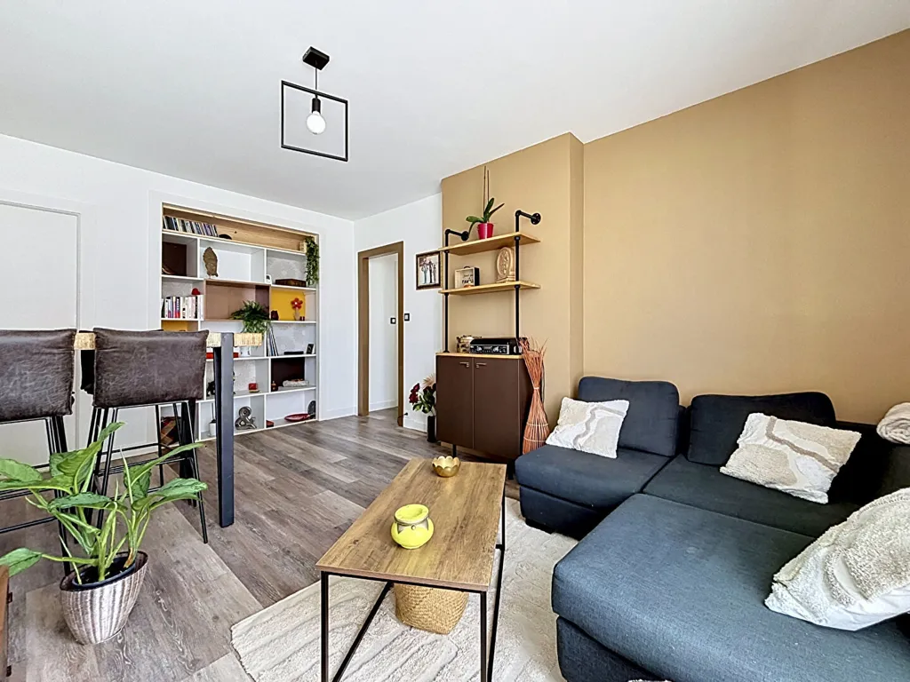 Elutuba - Renovated 4-Piece Apartment in Brest