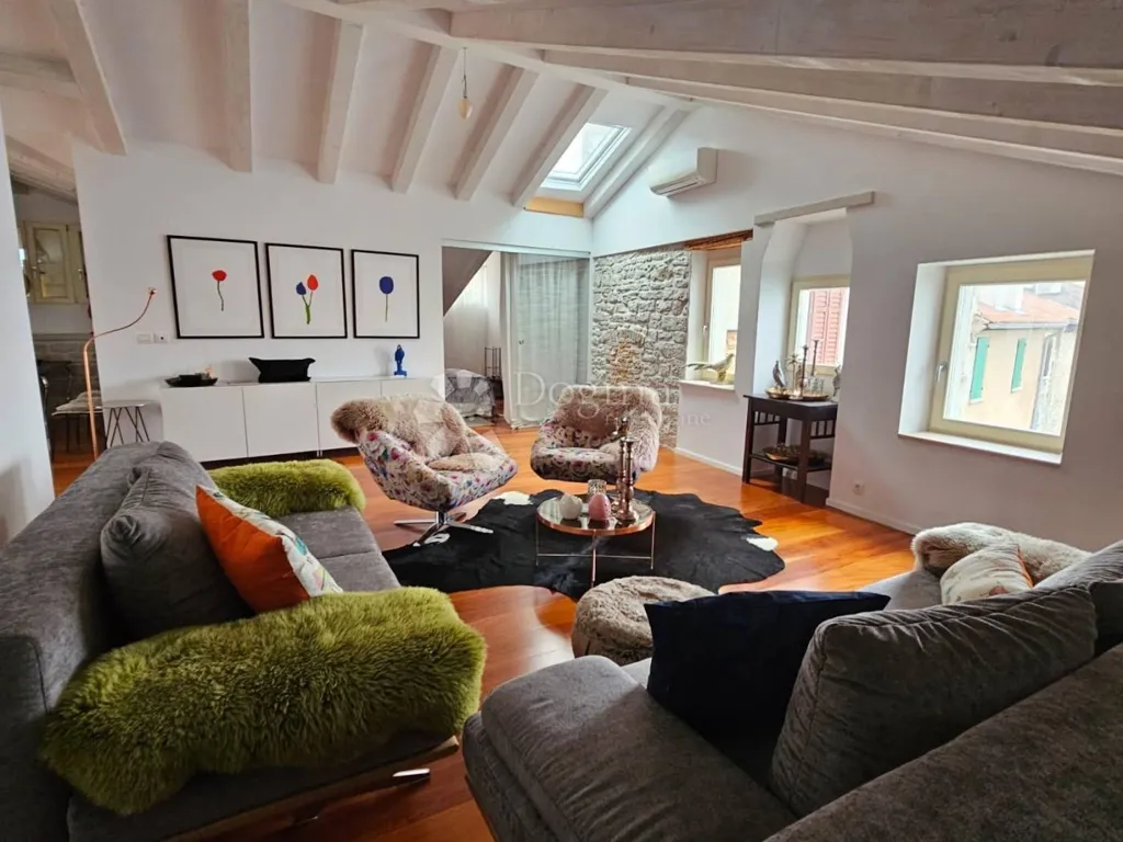 Elutuba - Apartment with Sea View in Rovinj Centre