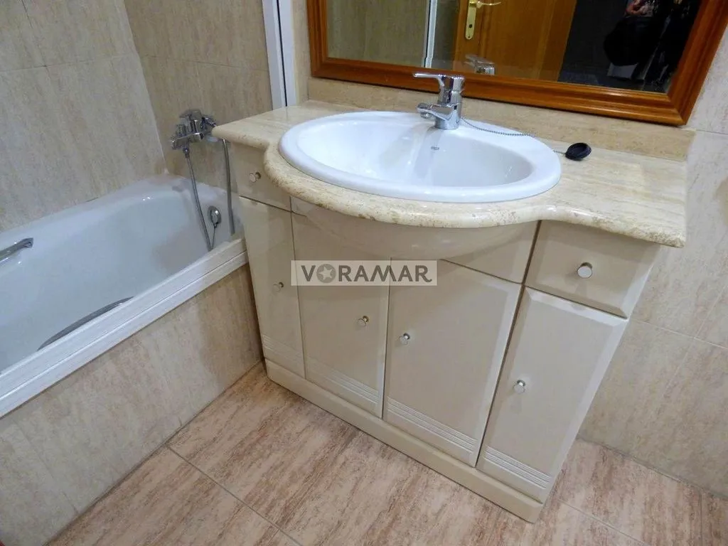 Vannitoad - Luxury Villa with Seafront Access in Valencia