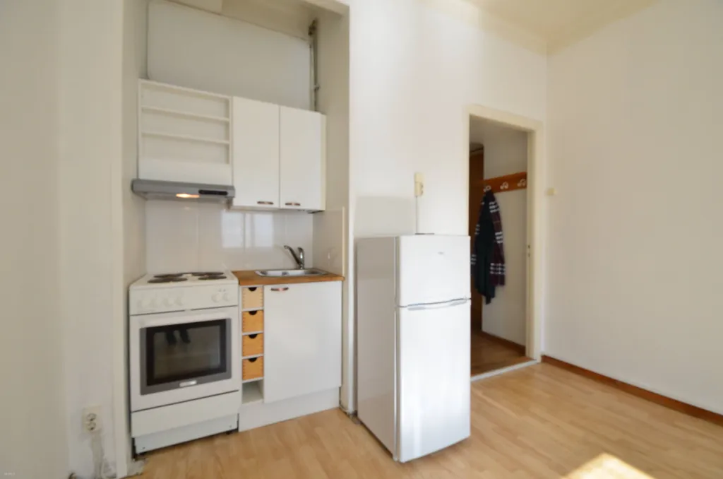 Cucina - Bright Studio with View in Kallio, Helsinki