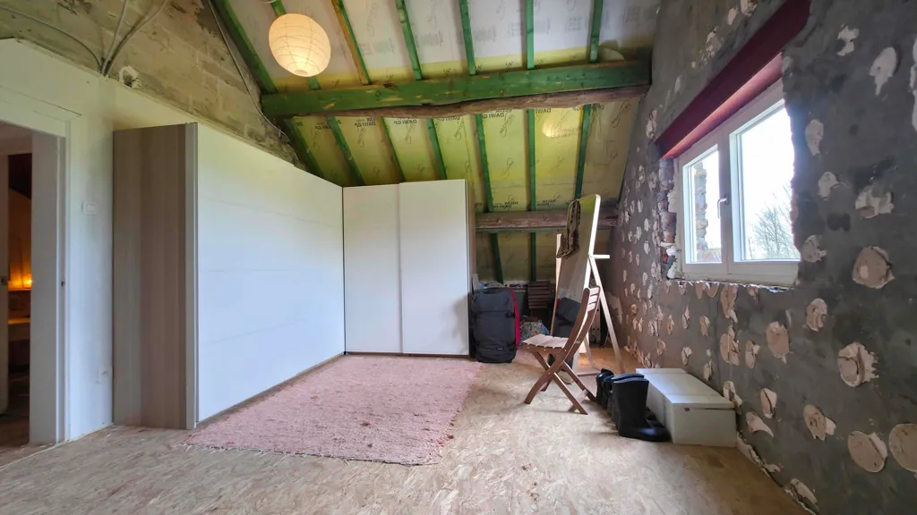 Pièces - Maison Rénovée avec Vue Panoramique à Vollezele