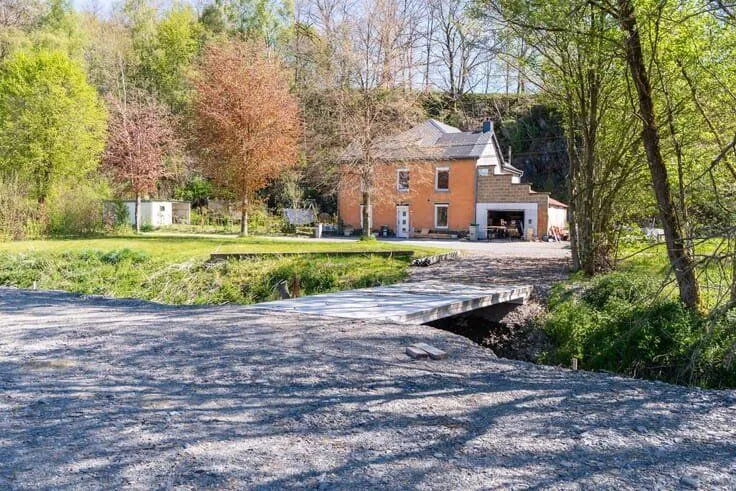 3 magamistoaga maja asukohas Vaux-Sur-SÛre