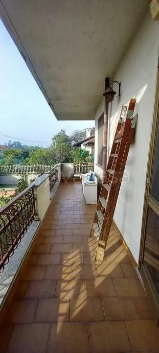 Rõdu - Terraced Apartment with Balcony in Mazzè